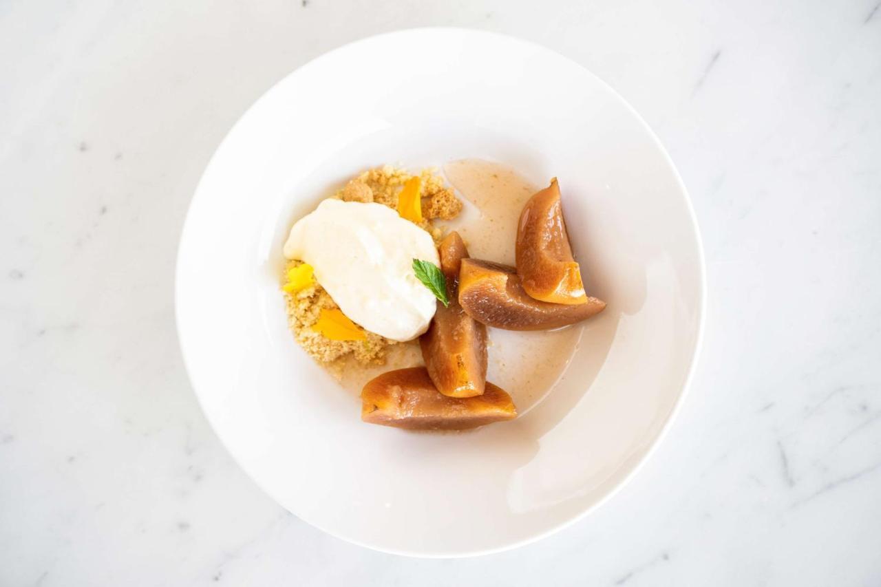 Costanero Hotel Montevideo - Mgallery Collection Exterior photo A fig and honey dessert